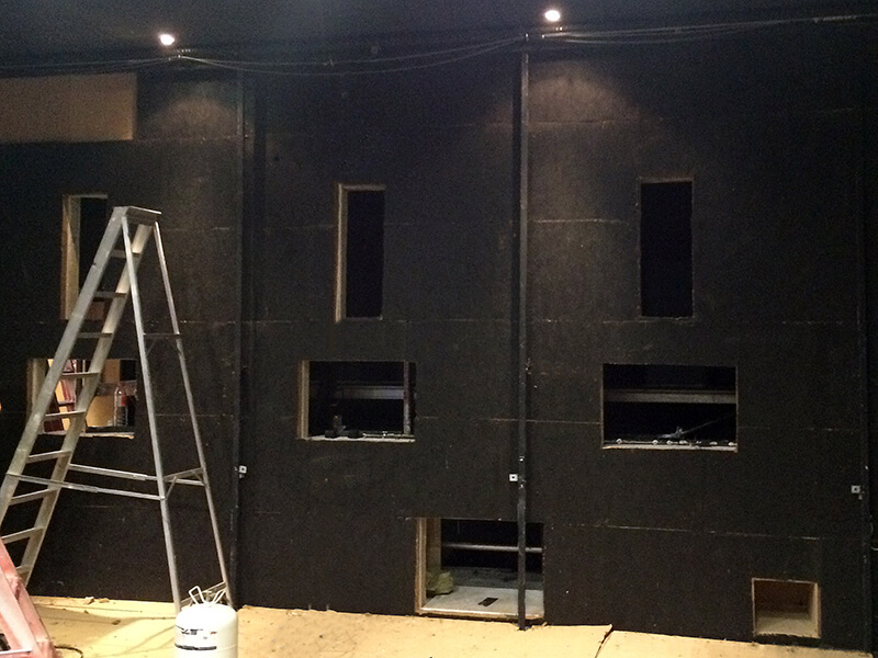Acoustic sound wall and Lamaphon with christie speakers