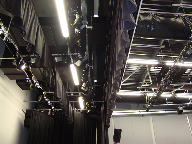 camstage hung three lighting bars to add flexibility for a UK stage