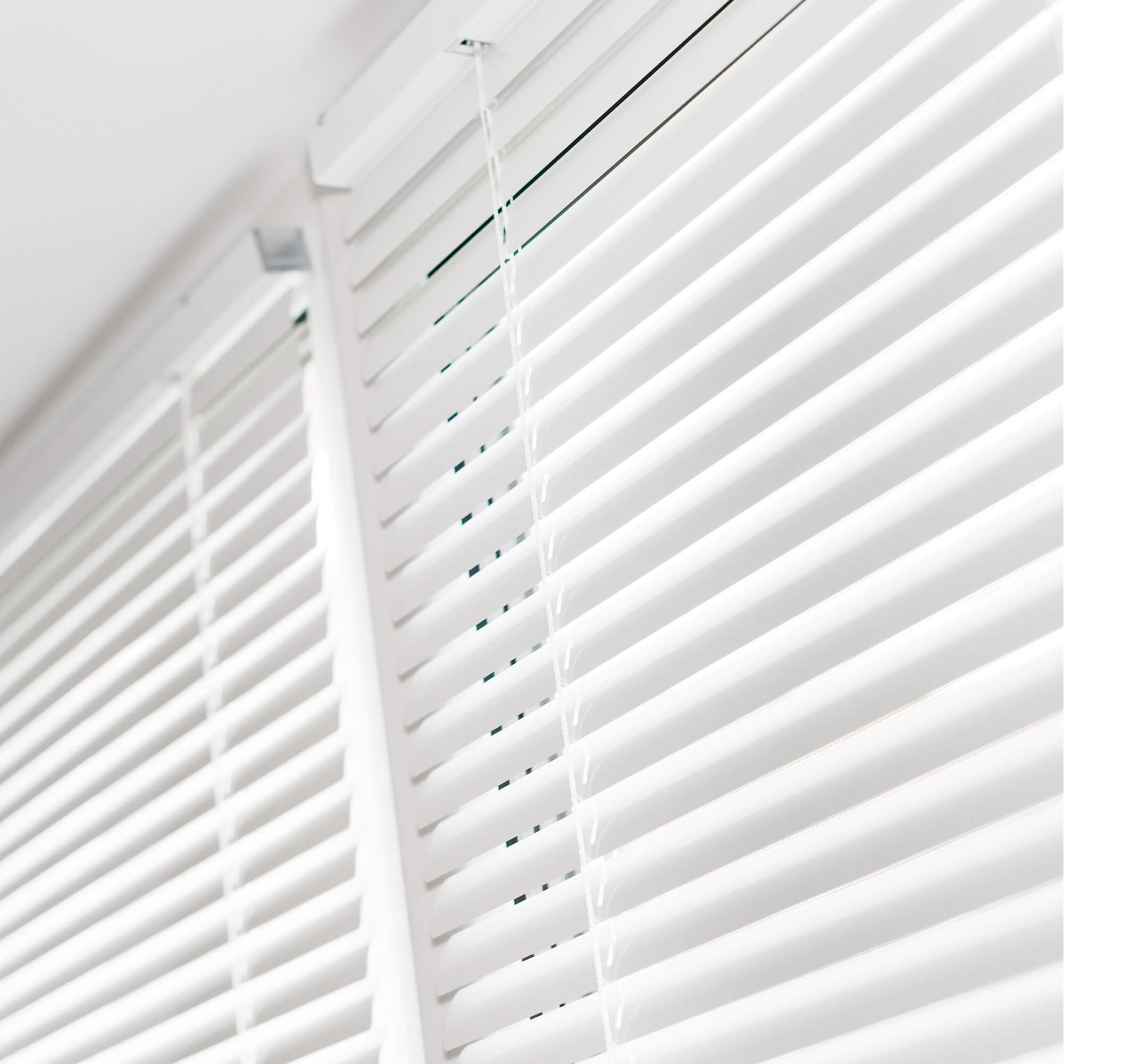 Dimout Venetian Blinds