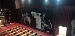 Camstage readies screen for Elvis in England